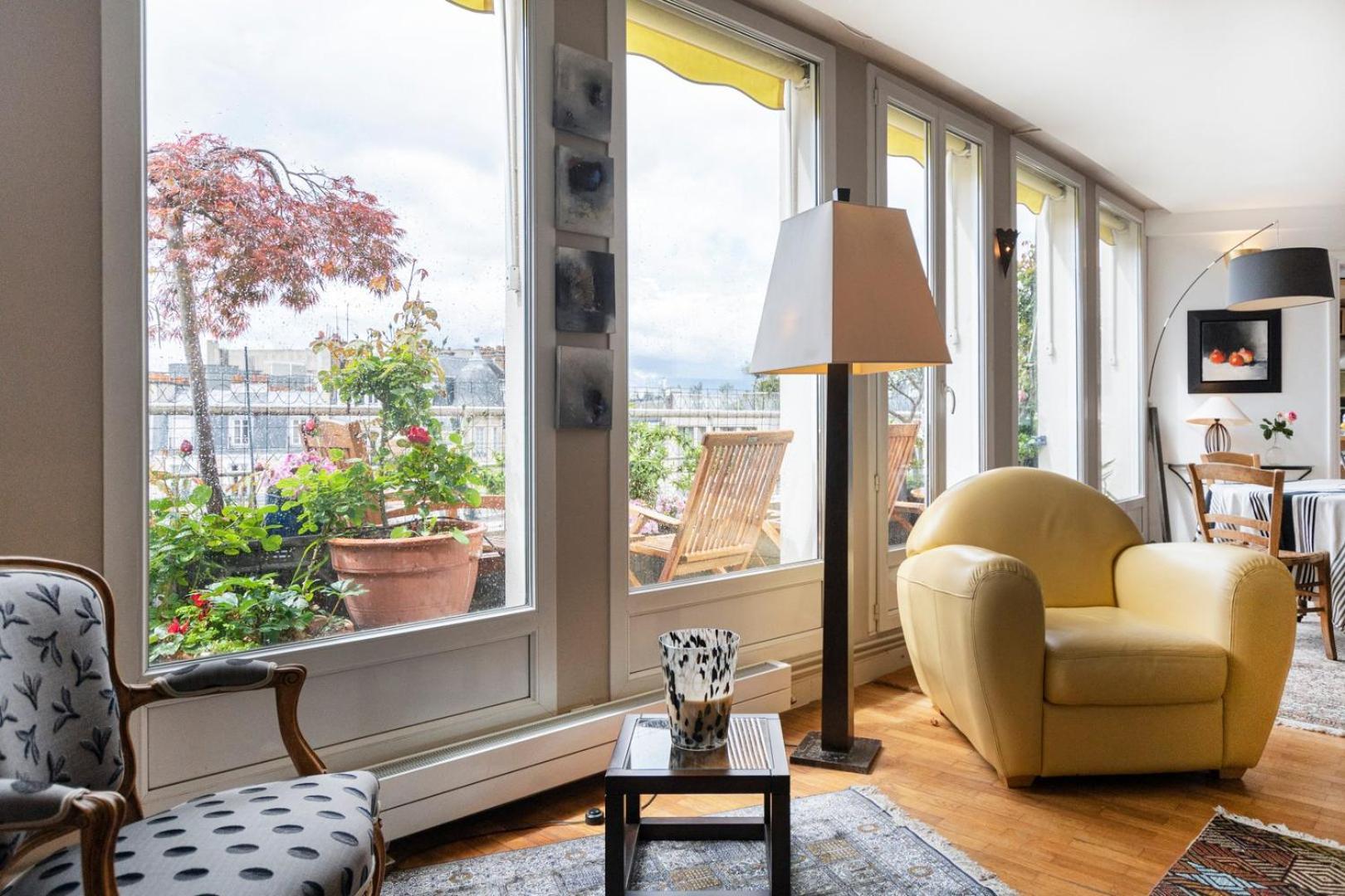 Appartamento Guestready - Stunning 3 Bed Wbalcony Near Champs Elysées *