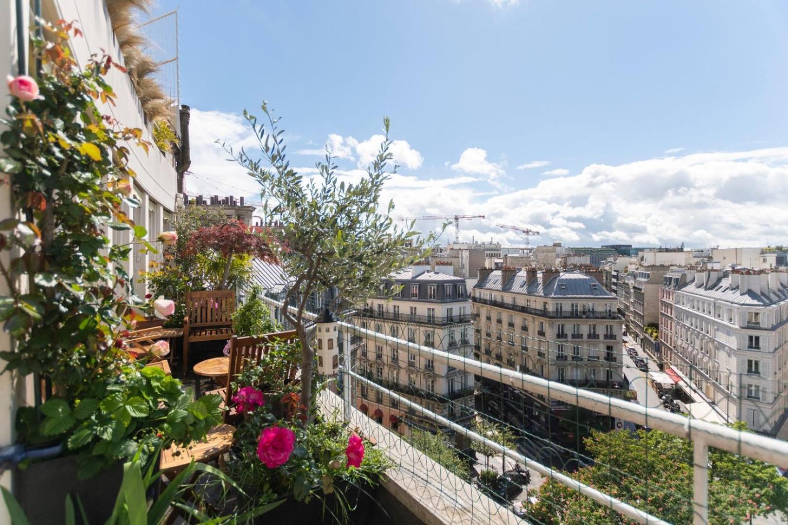 Guestready - Stunning 3 Bed Wbalcony Near Champs Elysées Appartamento Parigi