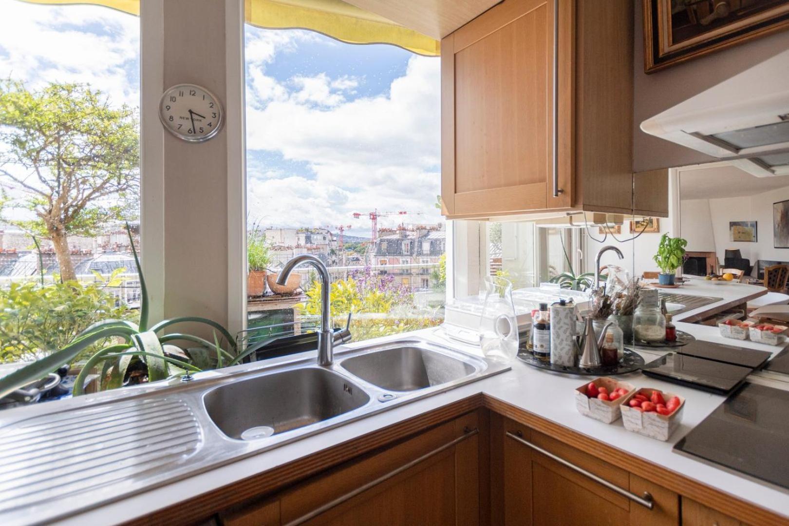Guestready - Stunning 3 Bed Wbalcony Near Champs Elysées Appartamento *